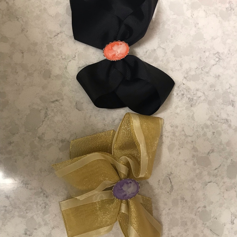 Three handmade cameo bows.  Nwot